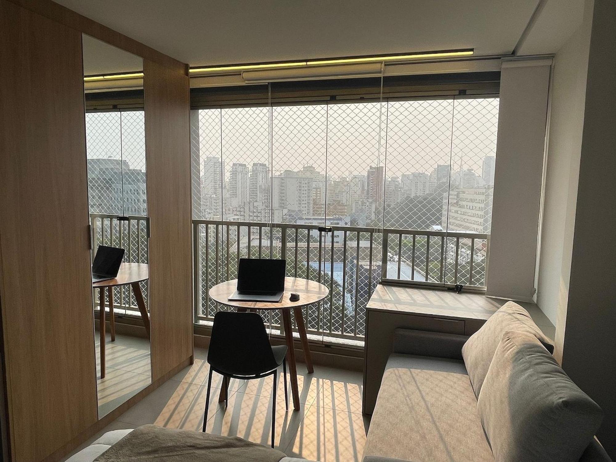 Bexp Spaces | On Melo Alves - Jardins Apartment